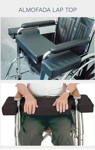 Apoio de braços com encaixa na cadeira de rodas para posicionamento adequado dos membros superiores